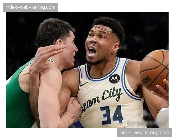 雄鹿攻防效率双双位列第25 字母哥缺阵影响体系运转 雄鹿攻防效率双双位列第25 字母哥缺阵影响体系运转